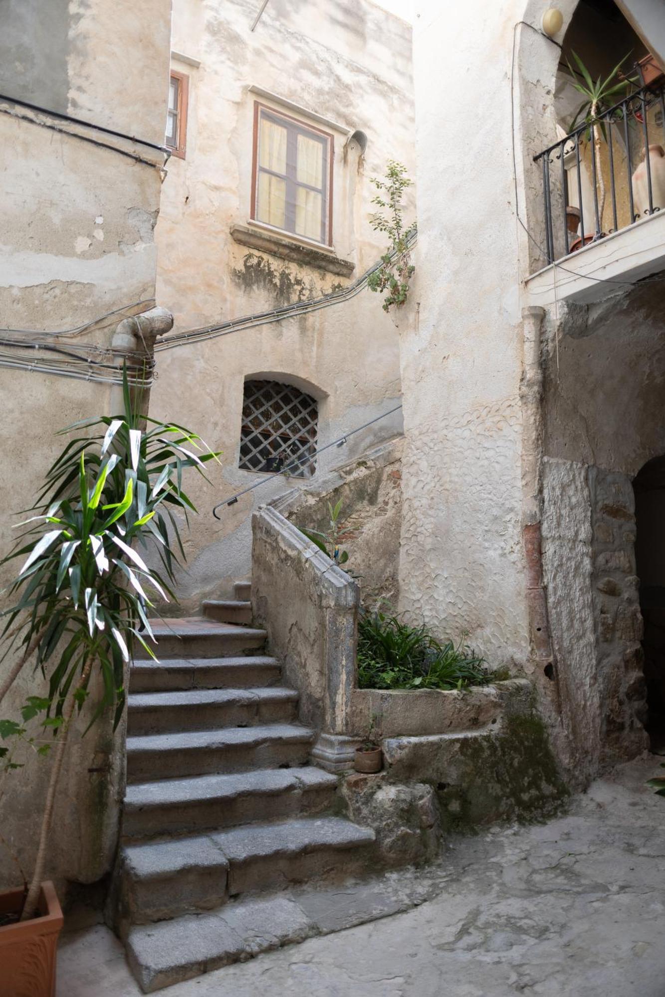 Cortile Gioeni Apartment Cefalù Buitenkant foto